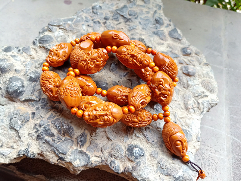 祥韵牙雕艺术馆——凡而不俗的核雕艺术